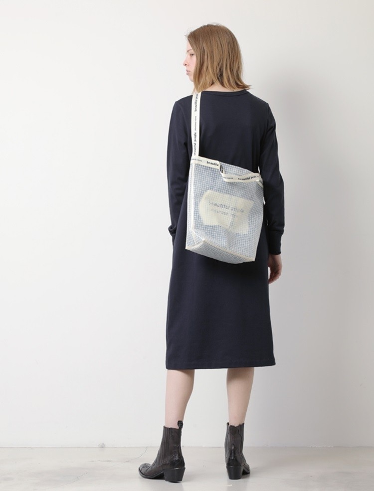 Beautiful People Online Store ビューティフルピープルオンラインストア ビニールロゴテープショルダーバッグ Beautiful People Online Store ビューティフルピープルオンラインストア ビニールロゴテープショルダーバッグ